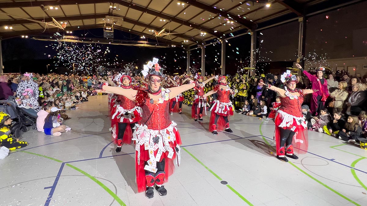 <i class='fas fa-caret-right fa-lg' ></i>Carnestoltes 2026