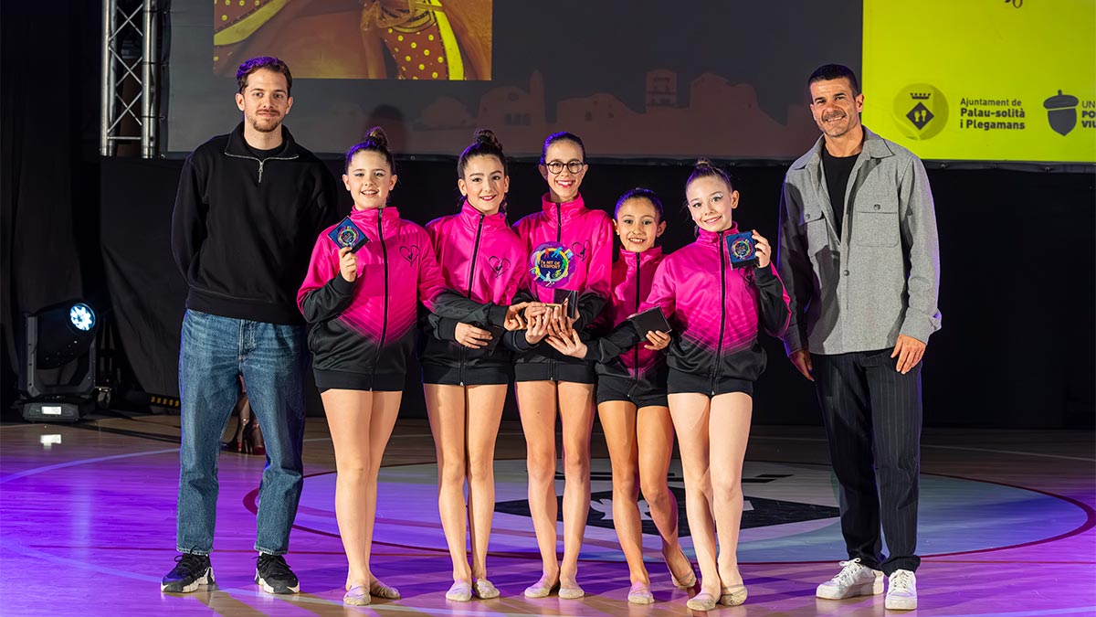 <i class='fas fa-caret-right fa-lg' ></i>7a Nit de l'Esport [©M Monfort]