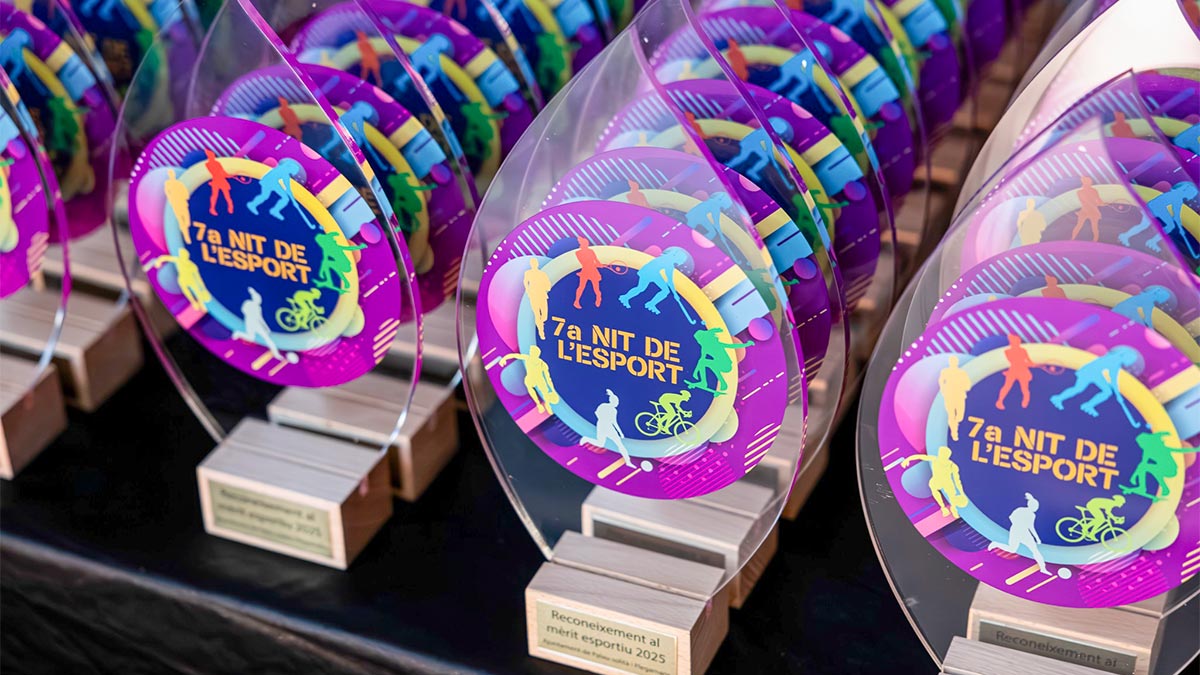 <i class='fas fa-caret-right fa-lg' ></i>7a Nit de l'Esport [©M Monfort]